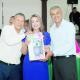 Óscar Ríos festeja a maestros de Rosita con regalos, música y emotivo mensaje