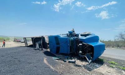 Vuelca Tractocamión en Autopista Allende–Nueva Rosita