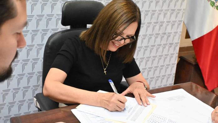 Frontera avanza en regularización de lotes y servicios en Villas del Desierto