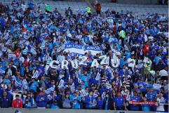 Afición de Cruz Azul estalla por precios de la Final de Concachampions
