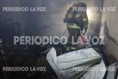 Incendio en Colinas de Santiago deja sin hogar a joven madre y sus dos hijas