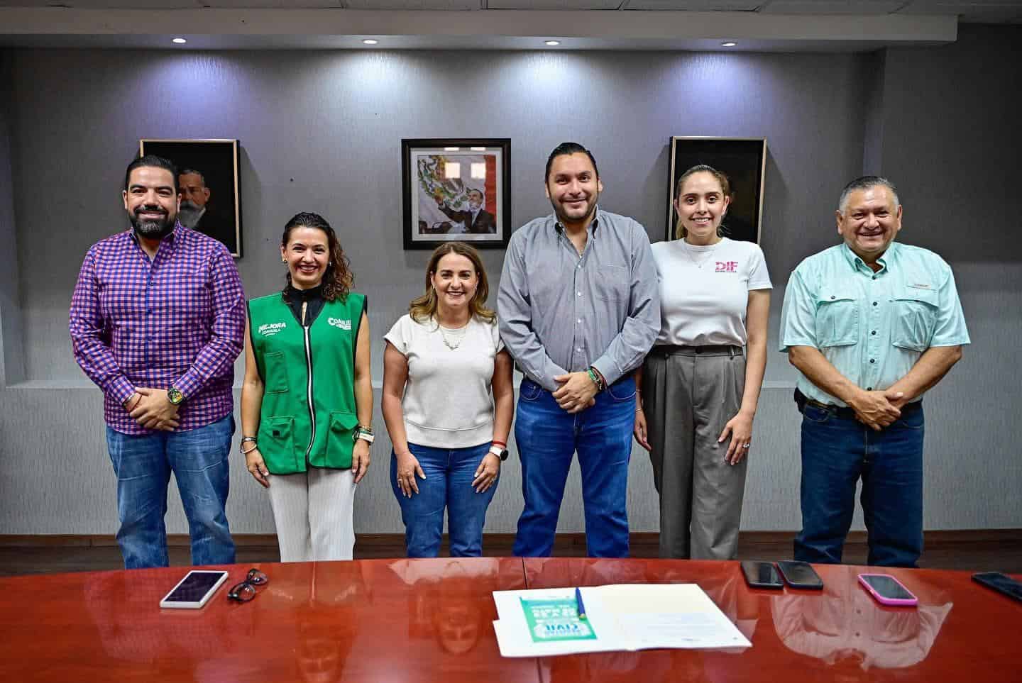 Carlos Villarreal anuncia Brigada del Registro Civil en Monclova con trámites accesibles