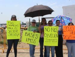 Enfermeras del COVID-19 exigen bases laborales prometidas por AMLO a Sheinbaum