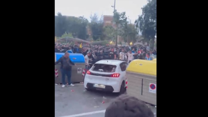 Conductora queda libre tras atropellar a 17 personas en Barcelona