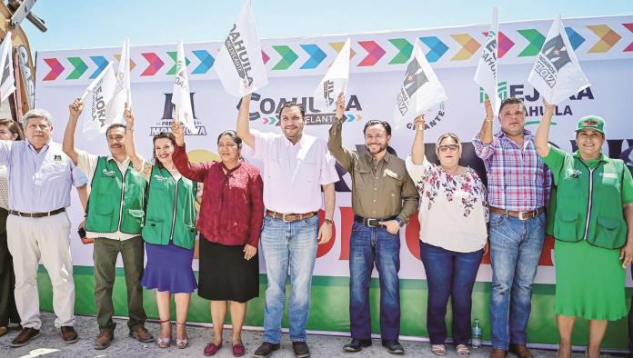 Llevan Carlos Villarreal desarrollo a todos los sectores