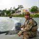 Militares de Estados Unidos refuerzan patrullajes con lanchas en el río 