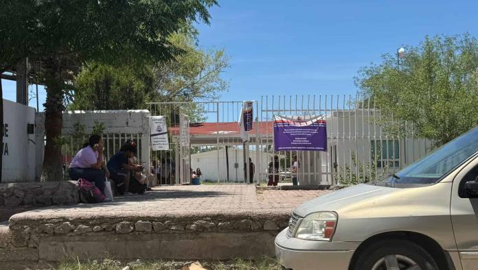 Recortan clases presenciales en la Normal de Monclova por fallas en el clima