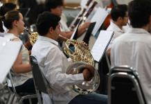 Conquista la filarmónica con boleros y danzones