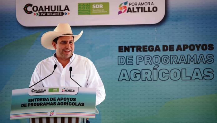 Impulsa Javier Díaz programas agrícolas 
