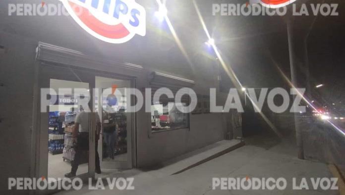 Asaltante amenaza con pistola y roba $2 mil en tienda Chips de la colonia Hipódromo