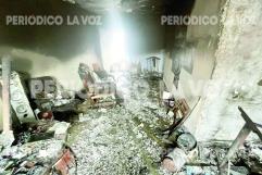 Incendio en colonia Praderas por "diablito" casi cobra la vida de un hombre dormido