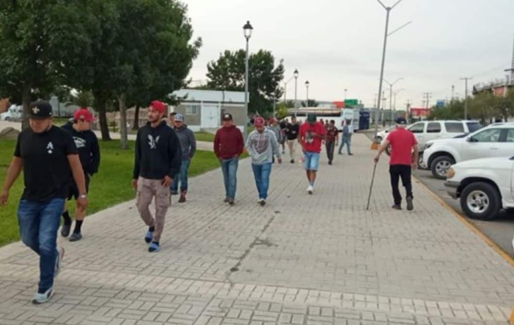 Devuelven a 300 Jornaleros Mexicanos en la Frontera por Visas No Autorizadas