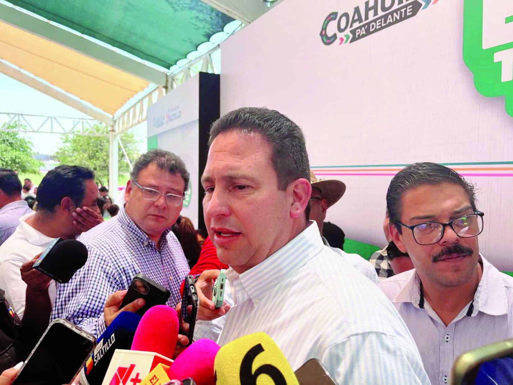 Provocan fallas de luz el desabasto de agua Provocan fallas de luz el desabasto de agua