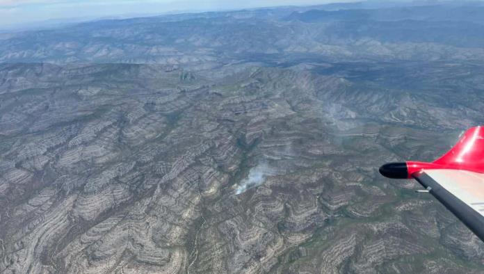 Avanza control de incendio forestal en sierra Santa Rosa de Múzquiz