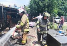 Provoca sujeto incendio en cuarto de madera; evacuan vivienda en Allende