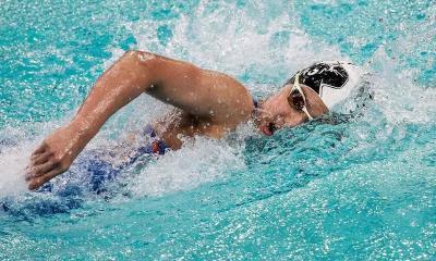 Yu Zidi impresiona con récord histórico a los 12 años en 200m estilos