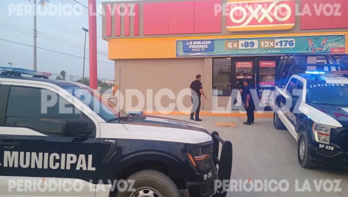 Intento de robo en tienda 24 horas termina fallido gracias a empleada alerta