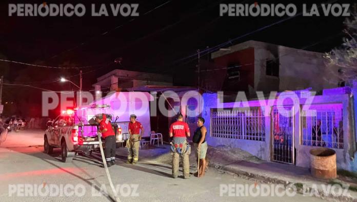 Incendio consume vivienda en Praderas por corto circuito en sistema eléctrico