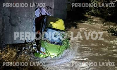 Tormenta en Monclova desborda arroyos, arrastra autos y deja hogares inundados