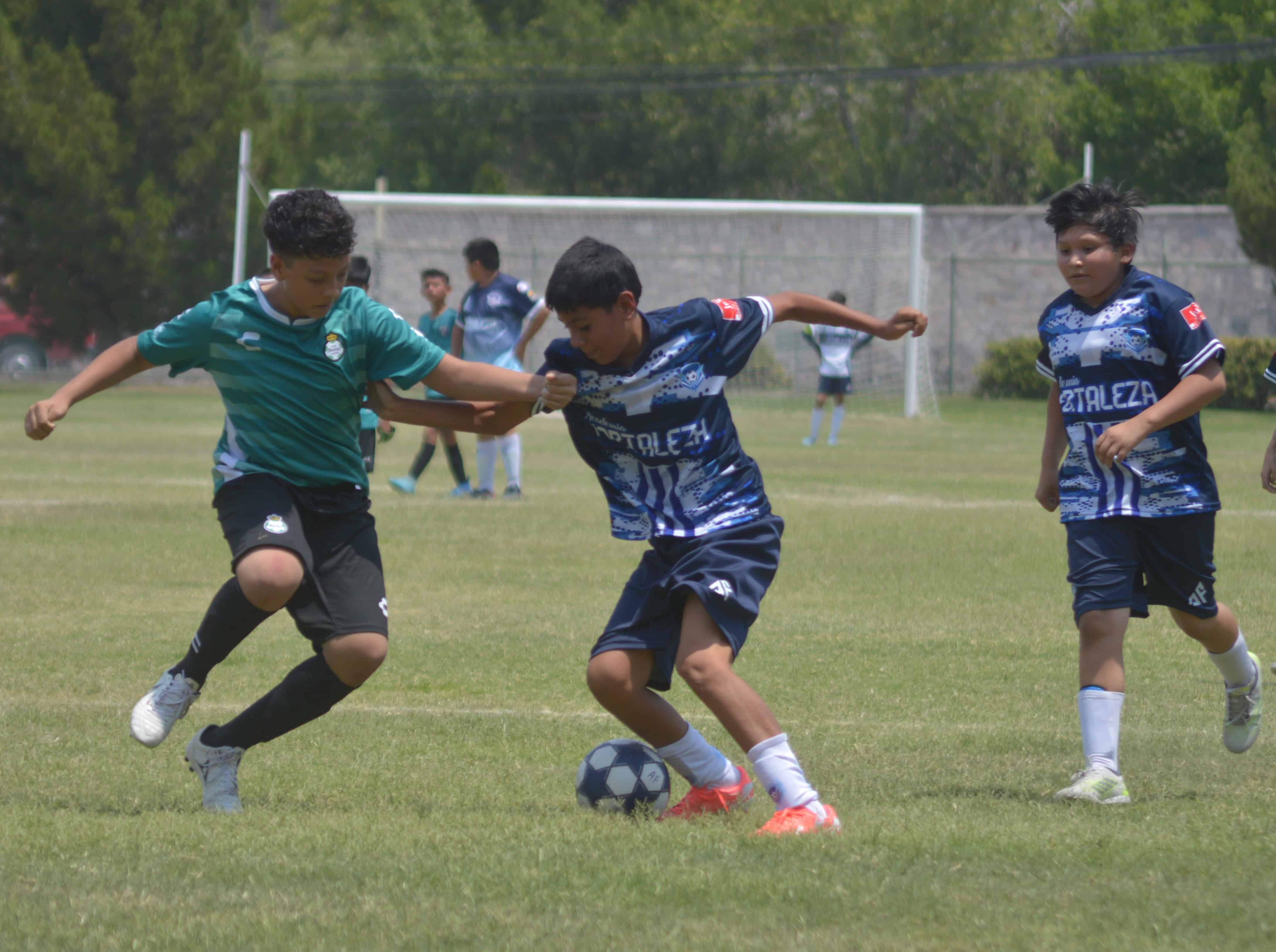 Fortaleza golea 3-0 a Santos Laguna en Copa Xochipilli y gana por default al medio tiempo