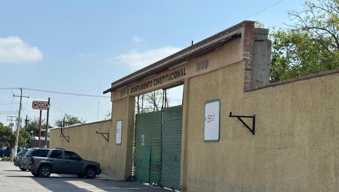 Se termina plantón en Obras Públicas tras fallo a su favor