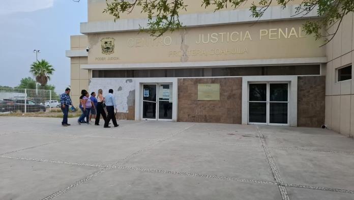 José Eduardo sigue en terapia intensiva; no ha podido trasladarse a hospital privado