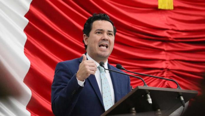 Gerardo Aguado exige al Gobierno Federal el rescate urgente de AHMSA y su región