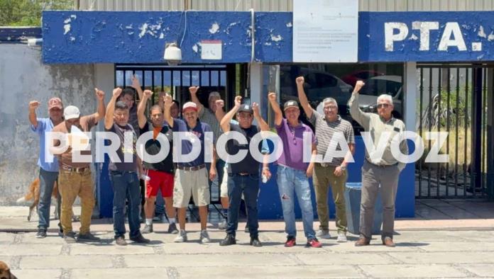 Obreros de AHMSA se rebelan: cierran accesos y exigen transparencia del síndico