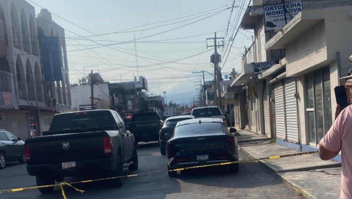 Hombre ataca a su mujer, le quita la existencia y se desvive