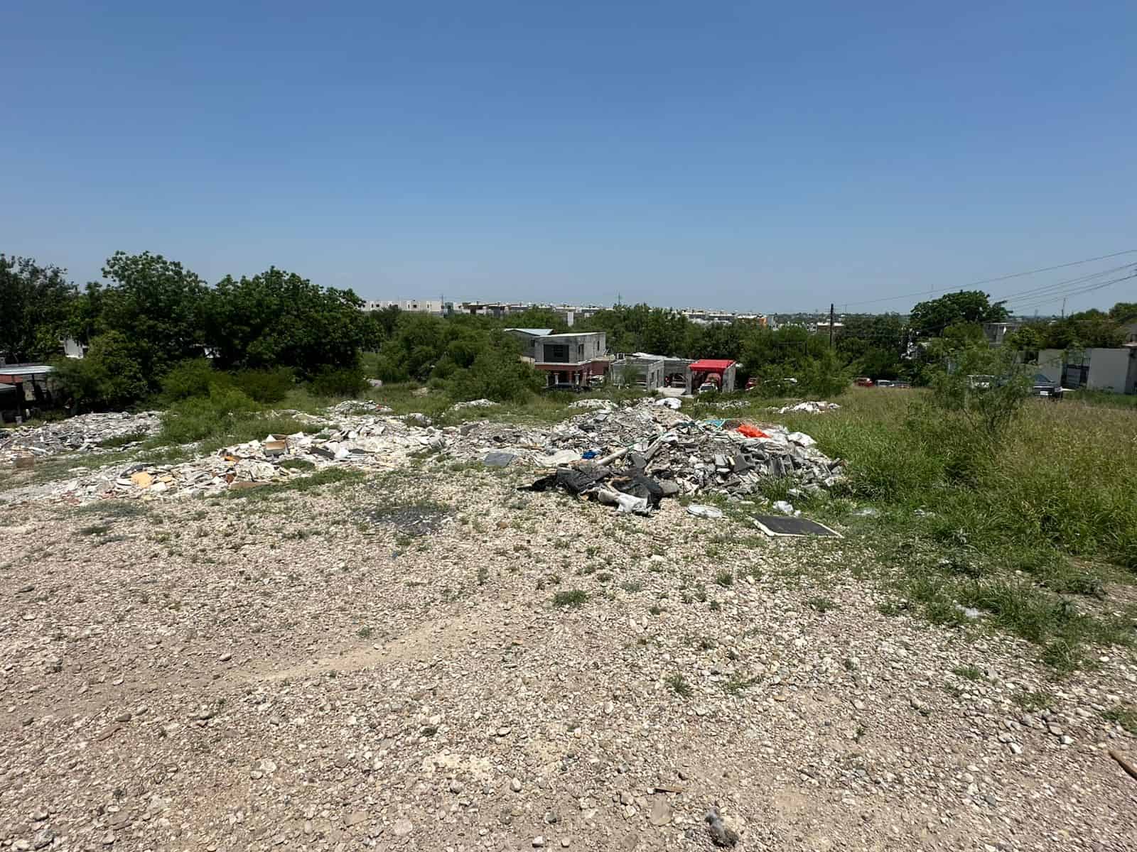 La voz en tu colonia: Se ahoga la Hidalgo entre aguas negras y olvido 