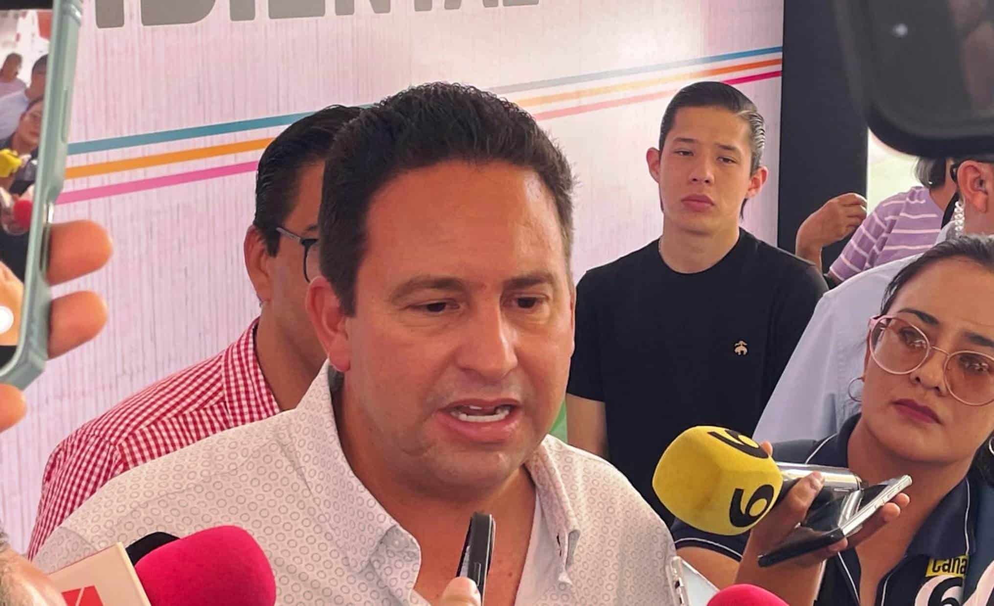 Rehabilitará Barnes las canchas en Mirasierra anuncia Javier Díaz Rehabilitará Barnes las canchas en Mirasierra anuncia Javier Díaz