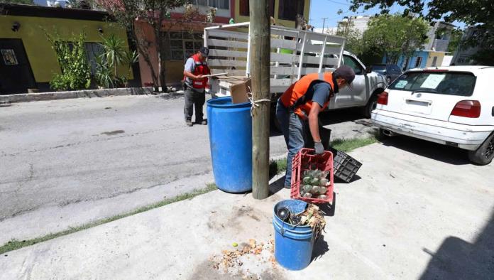 Combaten el dengue con descacharrización 