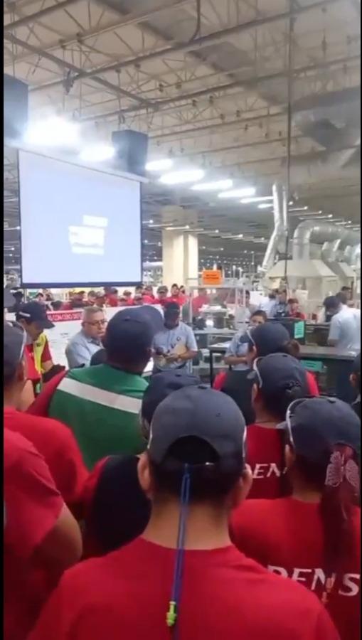 Trabajadores de Denso Monclova protestan por utilidades injustas y paran labores