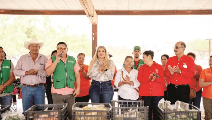 Yesica Sifuentes lleva servicios a Acámbaro con brigada de atención en Castaños