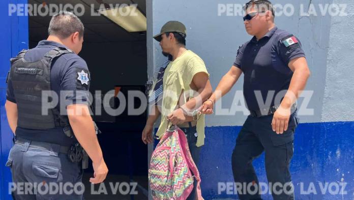 Detienen a ladrón de cable en escuela de Monclova; lo sorprenden dentro del plantel