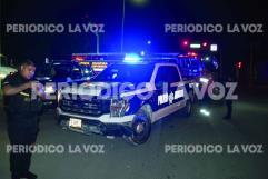 Patrulla municipal causa carambola en Frontera; dos mujeres resultan lesionadas