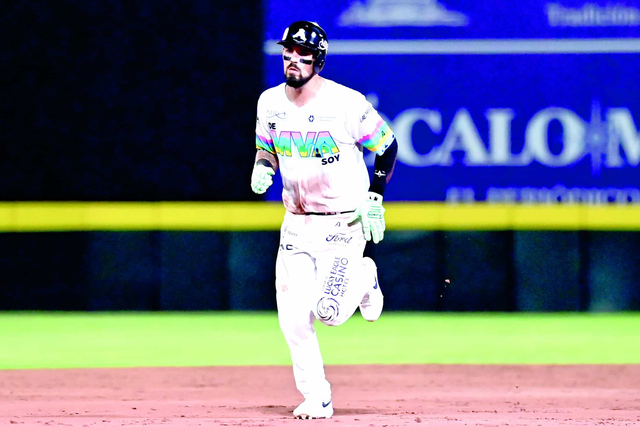 Acereros remonta ante Saraperos y asegura la serie con explosiva ofensiva en casa