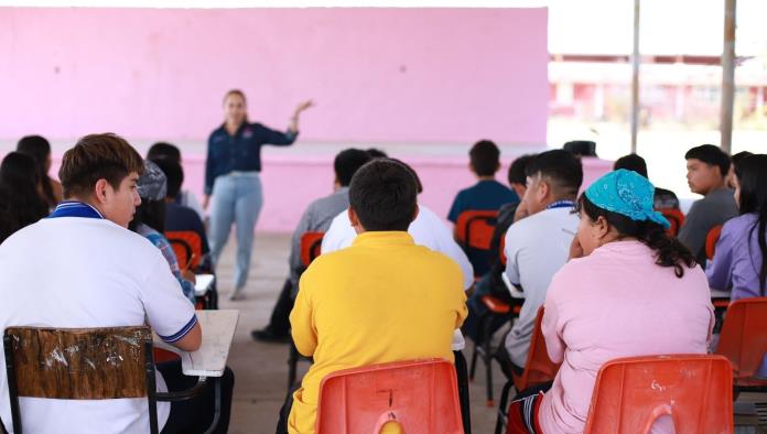 Lleva PRONNIF pláticas a comunidades rurales