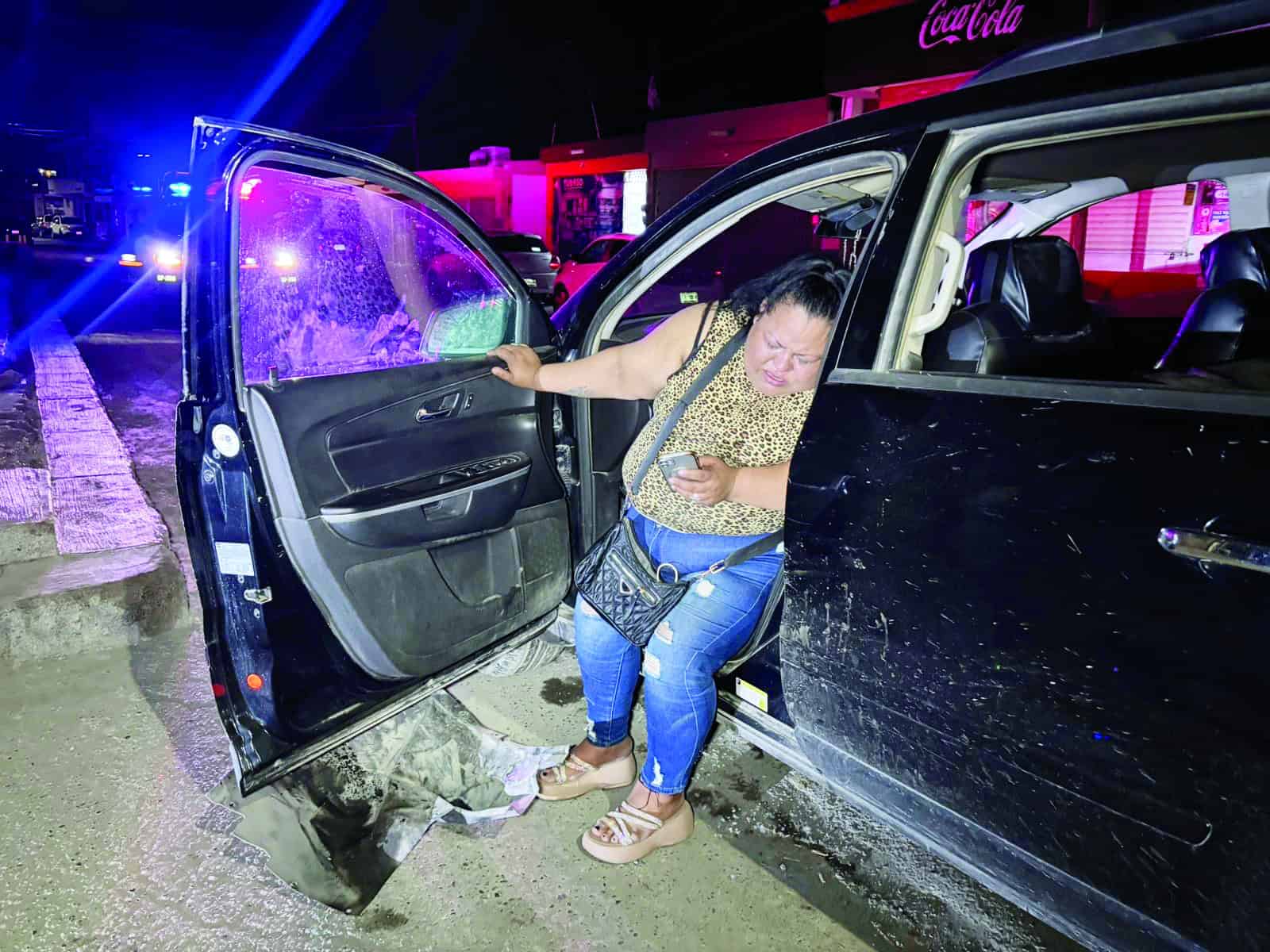 Se lleva ebria tres autos de encuentro