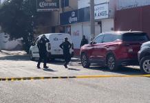 Mata a puñaladas al novio de su expareja