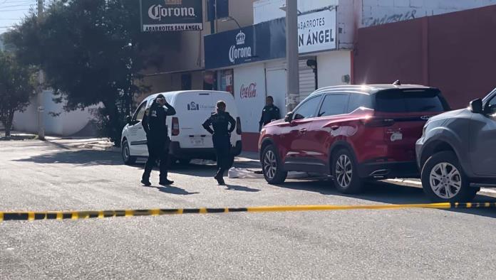 Mata a puñaladas al novio de su expareja