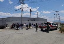 Evacúan planta Ave y Más en Saltillo por fuga de amoníaco; 100 trabajadores afectados