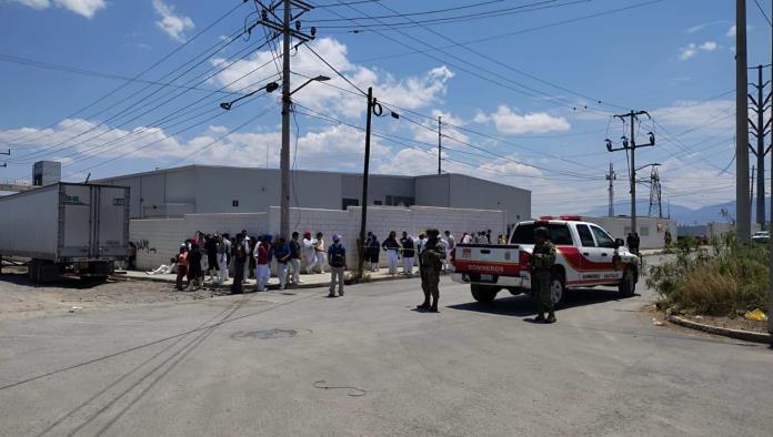 Evacúan planta Ave y Más en Saltillo por fuga de amoníaco; 100 trabajadores afectados
