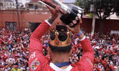 Toluca celebra título del Clausura 2025 con multitudinario desfile en la capital