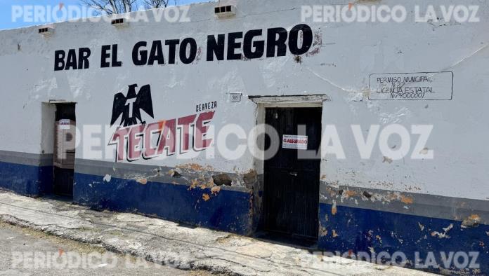Clausuran cantina "El Gato Negro" en Cuatro Ciénegas por venta a menores y armas