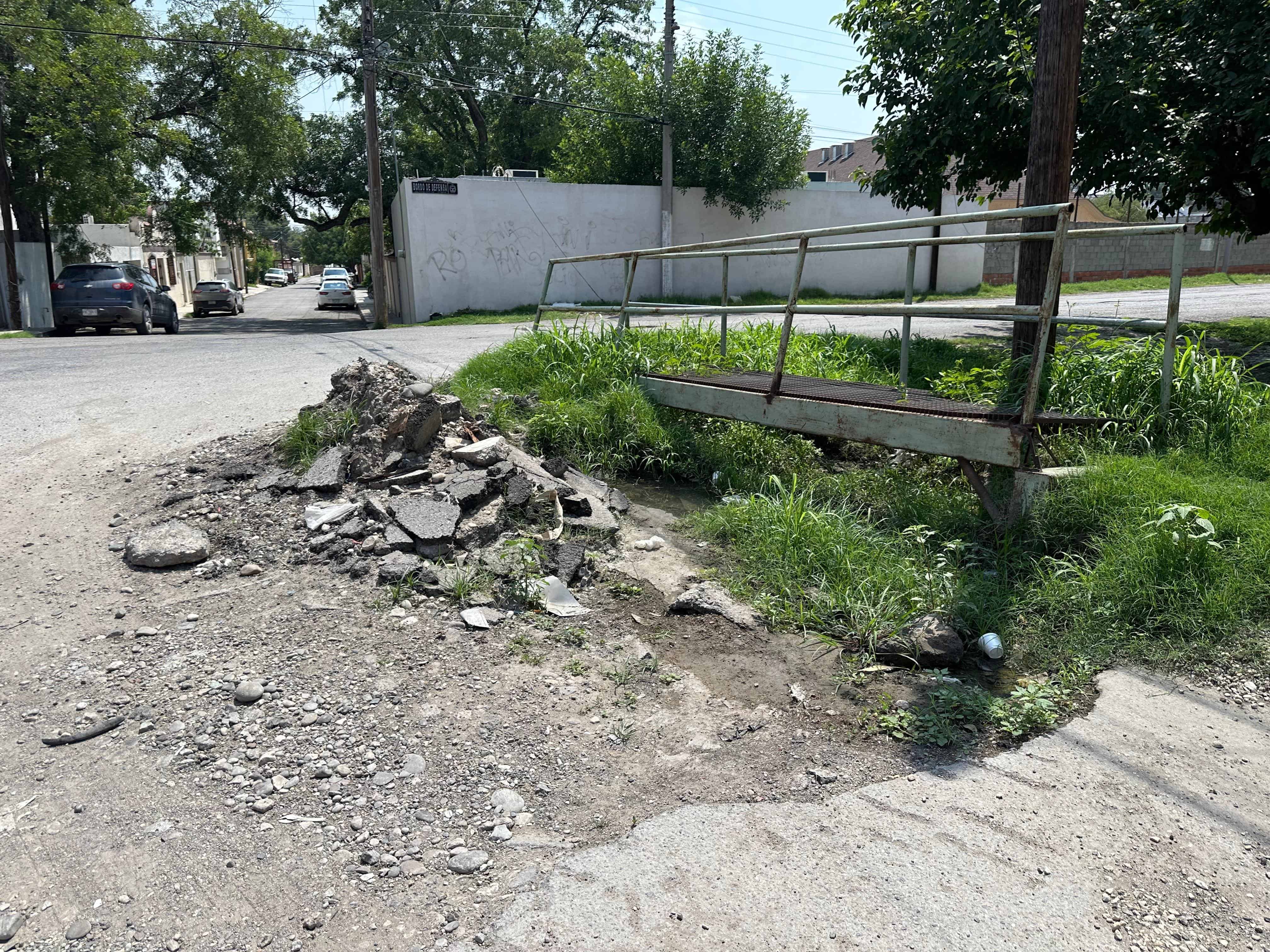 La voz en tu colonia: Reclaman abandono en Buena Vista Sur