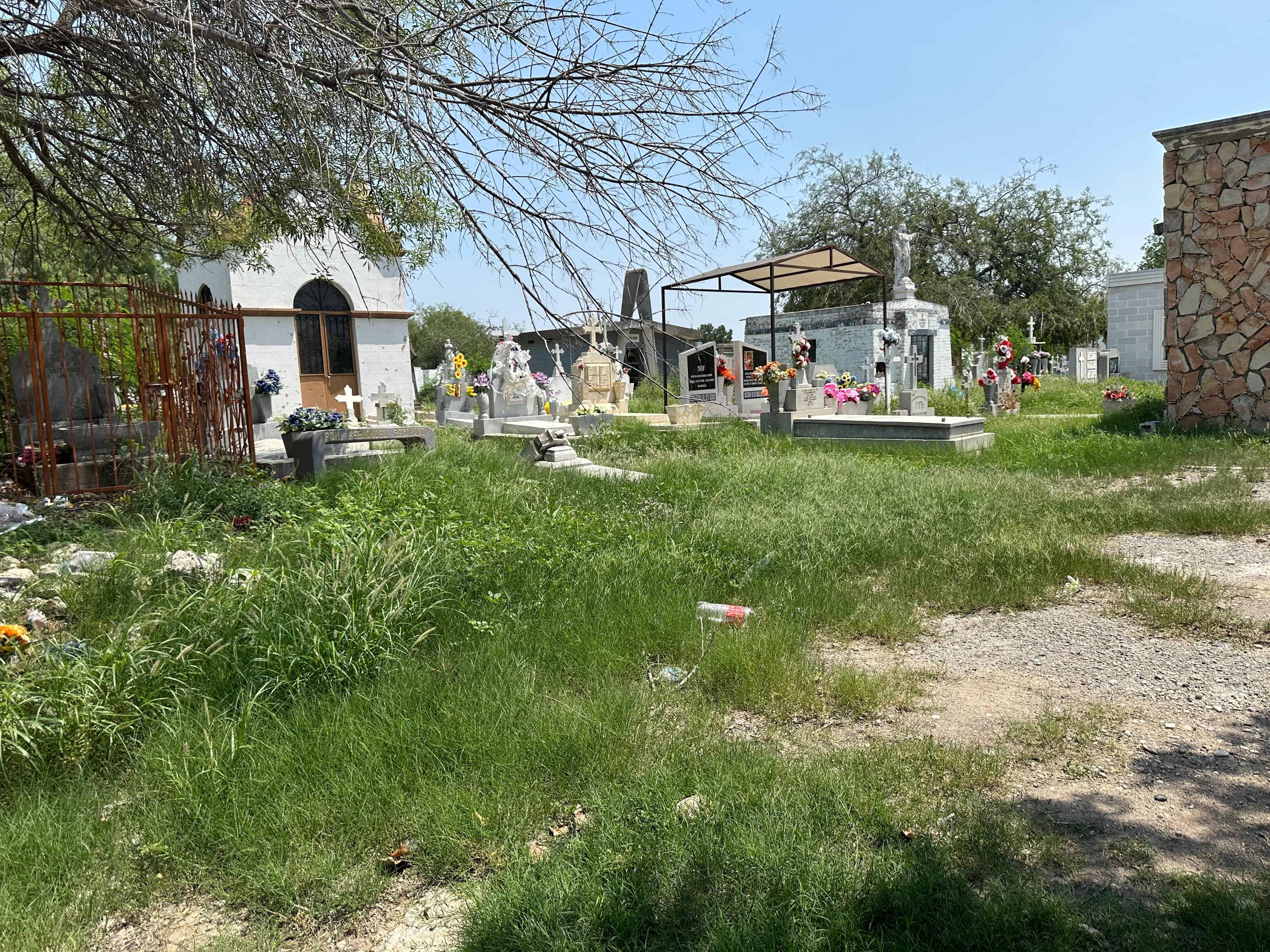 La voz en tu colonia: Reclaman abandono en Buena Vista Sur