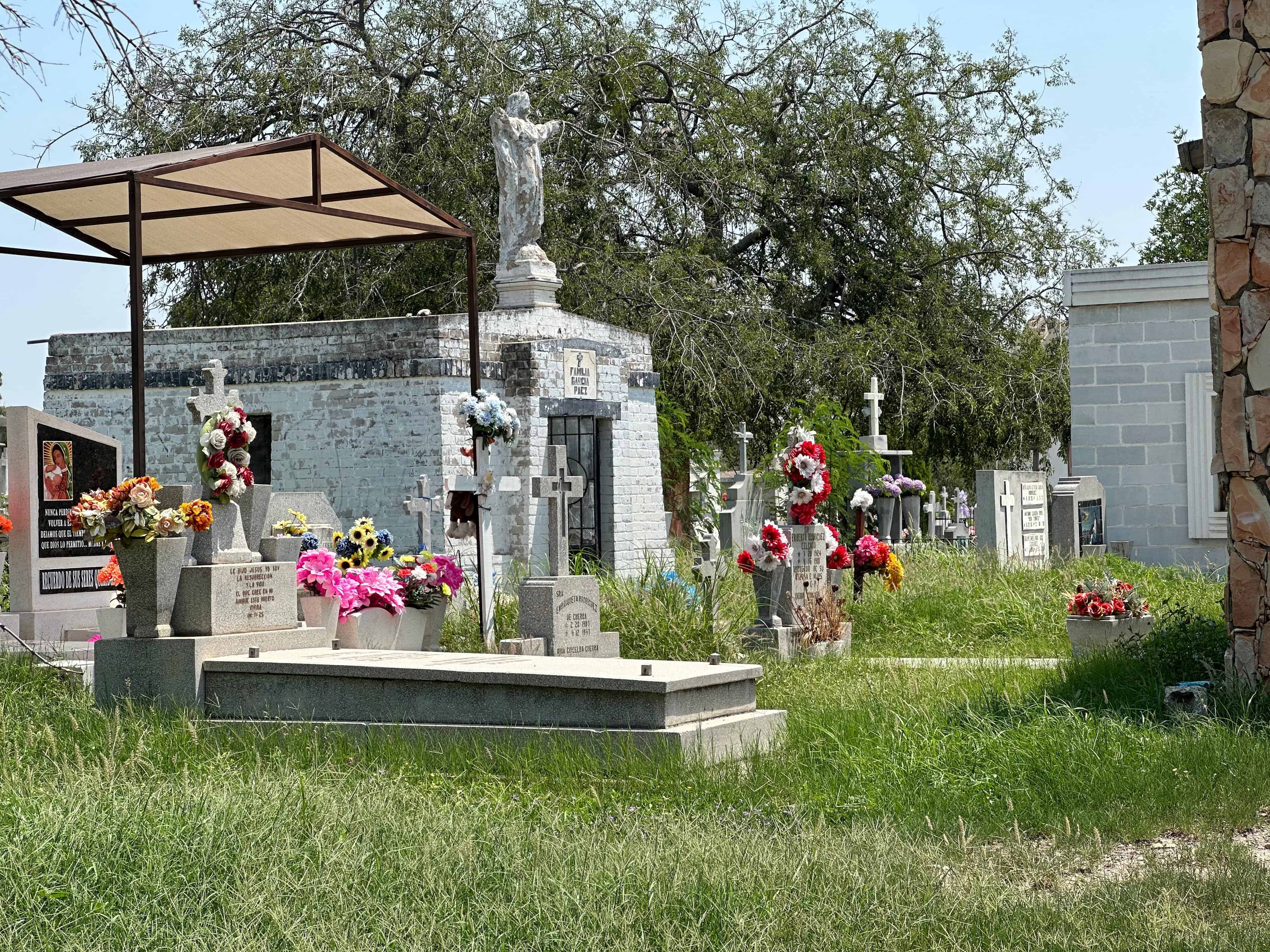La voz en tu colonia: Reclaman abandono en Buena Vista Sur