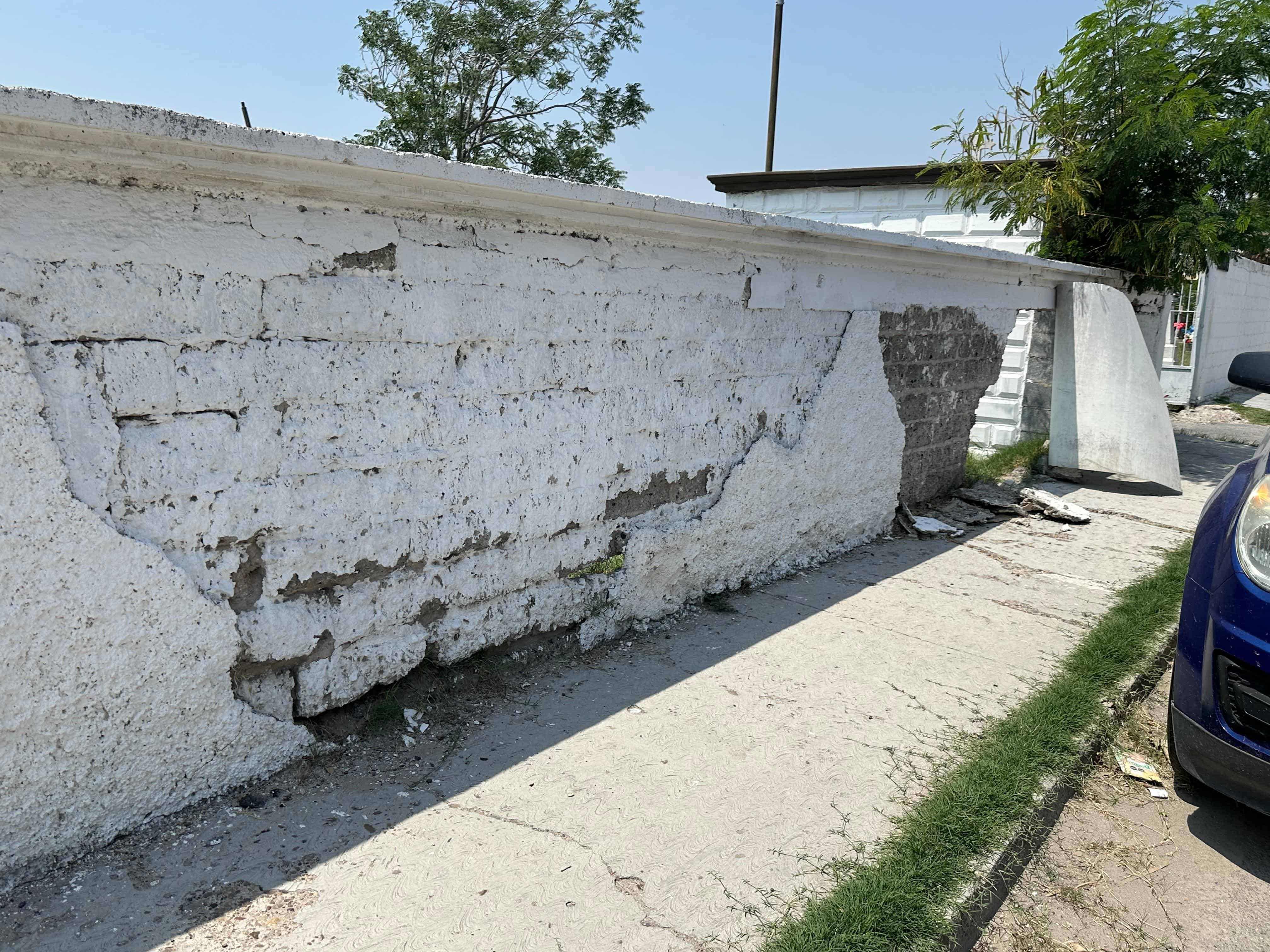 La voz en tu colonia: Reclaman abandono en Buena Vista Sur