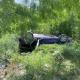 Joven se salva tras volcar su vehículo en el ejido Piedras Negras